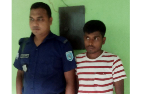 দিনাজপুরে বাকপ্রতিবন্ধী কিশোরীকে ধর্ষণ, যুবক আটক