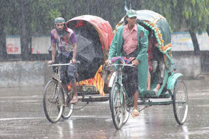 রাজধানীতে বৃষ্টিপাতে তাপমাত্রা কমেছে