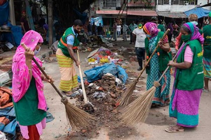 করোনাভাইরাস: দক্ষিণ এশিয়ার পরিচ্ছন্নতা কর্মীরা ঝুঁকিতে