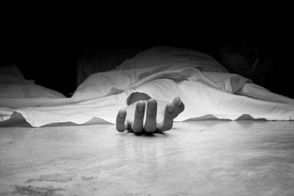 ভারতে প্রতিদিন ৩৮১ জনের আত্মহত্যা 
