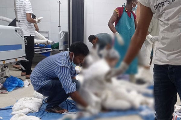 মসজিদে বিস্ফোরণে হতাহতদের আর্থিক সহায়তার ঘোষণা জেলা প্রশাসকের