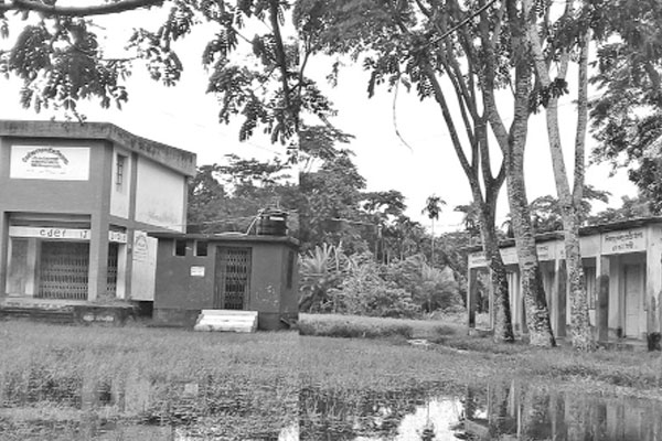 বরিশালে গায়েবি ক্ষতি দেখিয়ে অর্থ বরাদ্দ
