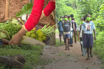 খাদ্যদ্রব্যের বিনিময়ে শিক্ষা