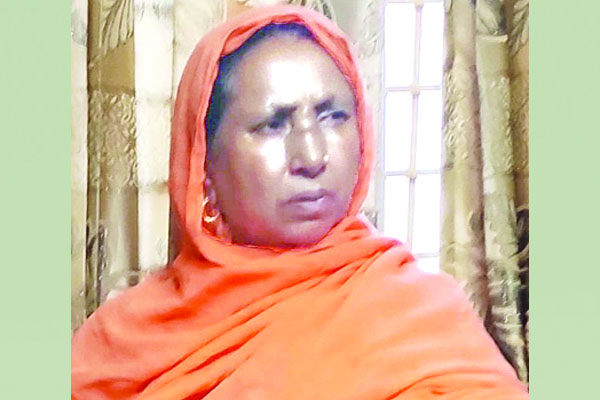 তিন বছরে বীরাঙ্গনা!