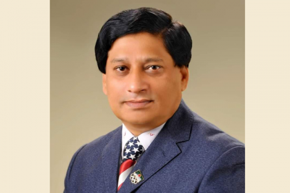 ঢাকা-৫ আসনে বিএনপির মনোনয়ন ফরম নিলেন নবীউল্লাহ নবী