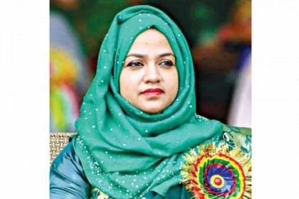 ইউএনও ওয়াহিদা খানমের মাথার সেলাই কাটা হয়েছে

