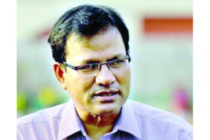 বাফুফে নির্বাচন থেকে সরে গেলেন বাদল রায়