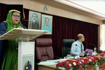 স্বাস্থ্যবিধি মেনে বিশ্ববিদ্যালয় খুলে দেওয়ার দাবি চবি সিনেট সদস্যের