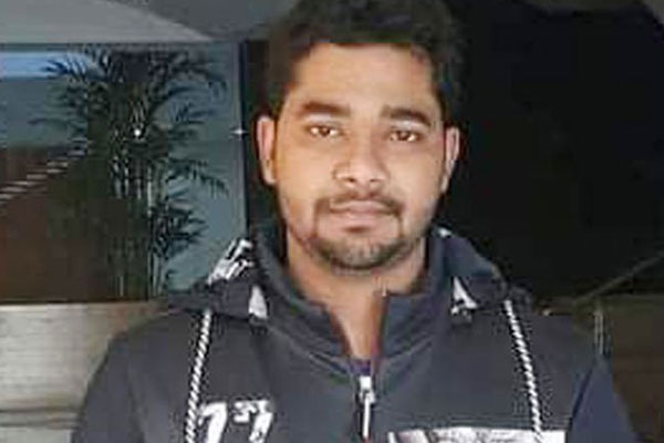 জামাইয়ের দায়ের কোপে স্ত্রী শ্বশুর শাশুড়ি জখম 

