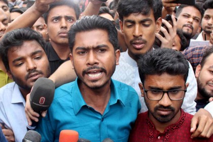 হাটহাজারী মাদ্রাসার শিক্ষার্থীদের আন্দোলনে নুরের সংহতি প্রকাশ 
