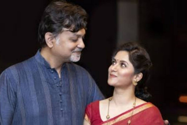 পূজার যে স্পেশাল গিফট, সেটা সৃজিতই আমায় দেবে