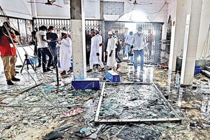 নারায়ণগঞ্জে মসজিদে বিস্ফোরণ : আরও একজনের মৃত্যু  
