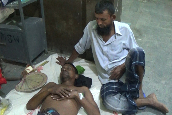 শৈলকুপায় সামাজিক দল পরিবর্তন করায় হামলা, আহত ৫