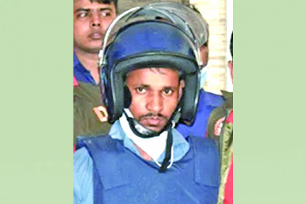 বরখাস্ত হওয়ায় ক্ষোভে হত্যাচেষ্টা ইউএনওকে