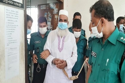 স্বাস্থ্যের গাড়িচালক মালেক ১৪ দিনের রিমান্ডে