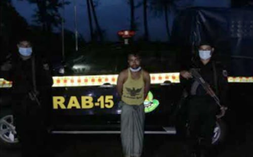টেকনাফে র‍্যাবের হাতে অস্ত্র ও কার্তুজসহ অস্ত্র ব্যবসায়ী আটক