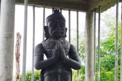 কাগজ কুড়িয়ে সাড়ে ১২ লাখ টাকা জমা, অতঃপর তা দিয়ে নিজের মূর্তি বানালেন যিনি!