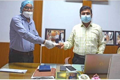 প্রধানমন্ত্রীর ত্রাণ তহবিলে ১০ লাখ টাকা দিল কুয়েট