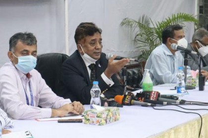 বিমানবন্দরে কর্মীদের আচরণে পরিবর্তন আনতে হবে: বেবিচক চেয়ারম্যান