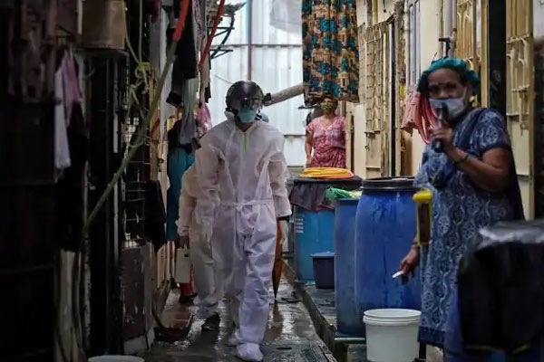 ভারতে ফের লাফিয়ে লাফিয়ে বাড়ছে করোনা সংক্রমণ