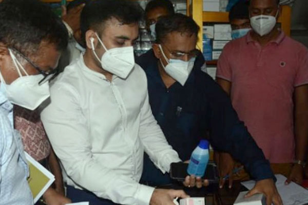 অনুমোদনহীন মেডিকেল সামগ্রী বিক্রি, জরিমানা ১৫ লাখ টাকা