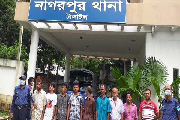 নাগরপুরে ৮ জুয়াড়ি আটক