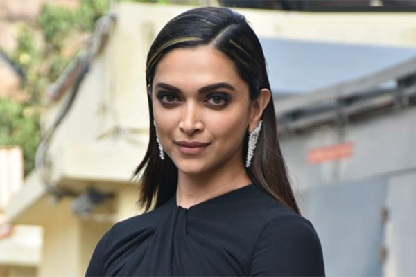 দীপিকার পর এনসিবি’র নজরে বলিউডের ৩৯ তারকা!