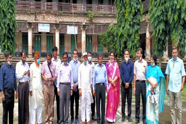 নাগরপুরে প্রত্নতাত্ত্বিক স্থাপনা পরিদর্শন করলেন মহাপরিচালক