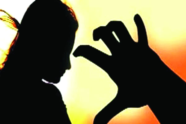 মহামারীতে বেড়েছে নারী সহিংসতা