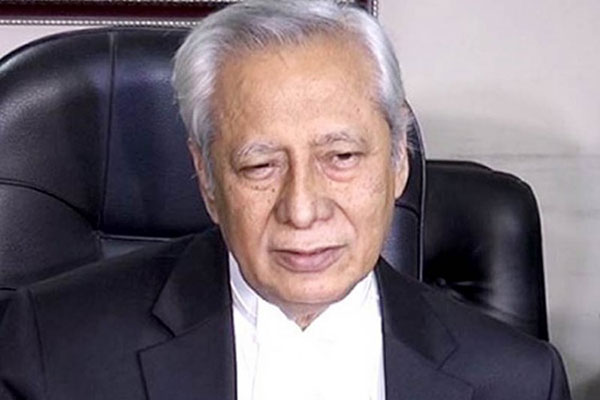 ভেন্টিলেশন সাপোর্টে অ্যাটর্নি জেনারেল, দোয়া চেয়েছে পরিবার