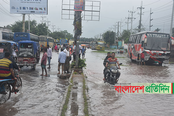 ১১০ বছরের ইতিহাসে এমন বৃষ্টি হয়নি রংপুরে!