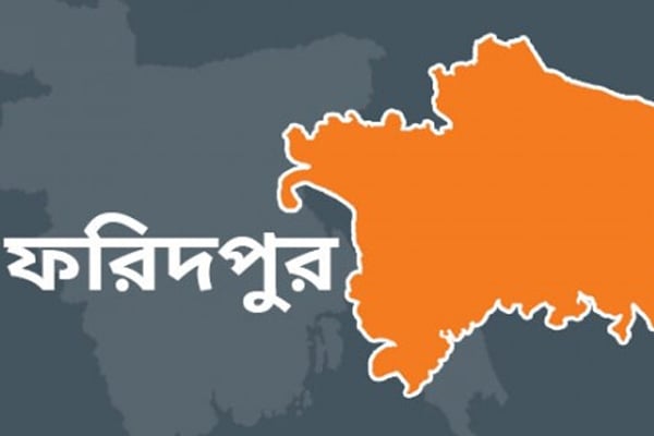 আলফাডাঙ্গায় বজ্রপাত প্রতিরোধে তাল বীজের চারা রোপণ