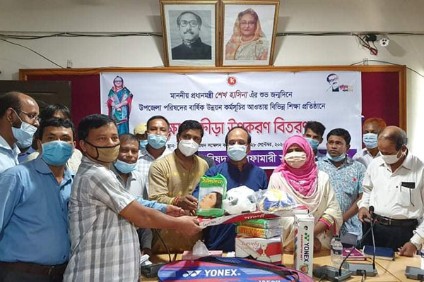 নানা আয়োজনে নীলফামারীতে প্রধানমন্ত্রীর জন্মদিন পালিত
