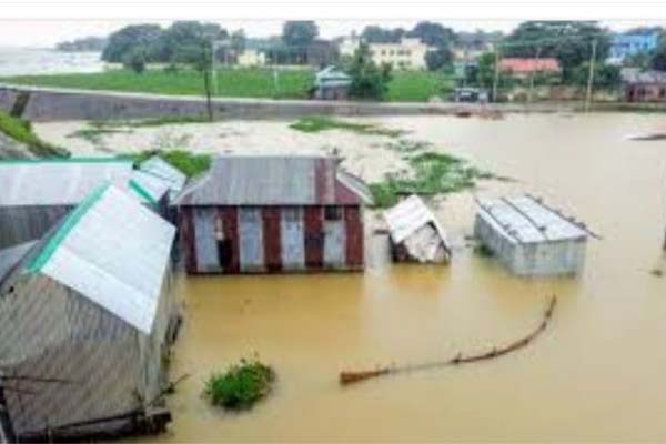 নাটোরে আত্রাই নদীর পানি বিপৎসীমার ৯০ সেন্টিমিটার উপর 
