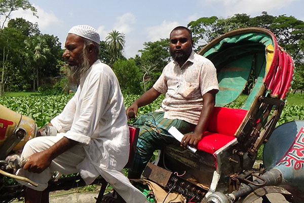 অন্ধ খলিলের অন্য রকম জীবন