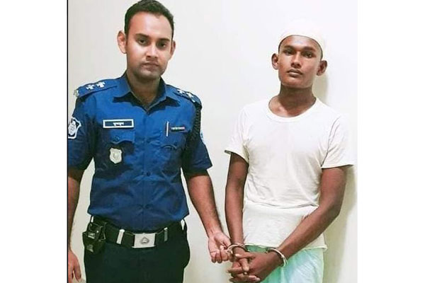ছাত্রী ধর্ষণের অভিযোগে শিক্ষক গ্রেফতার