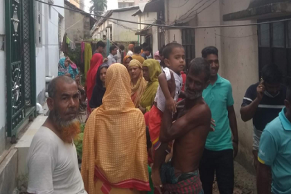 আশুলিয়ায় চিরকুট লিখে শিক্ষার্থীর আত্মহত্যা 