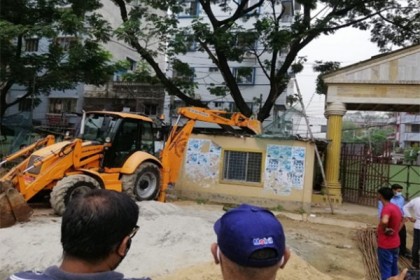 রাজধানীর উত্তরায় চলছে ডিএনসিসির উচ্ছেদ অভিযান