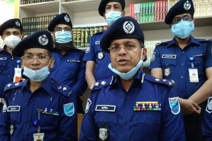 একজনের জন্য পরিবারের মুখে চুনকালি মাখতে দিবো না: ডিআইজি হাবিব