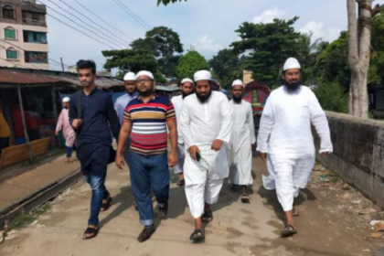 ফতুল্লা মসজিদে নিহতদের অনুদান দিলেন বিএম সাবাব ফাউন্ডেশন