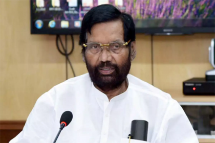ভারতীয় মন্ত্রী রাম ভিলাস আর নেই