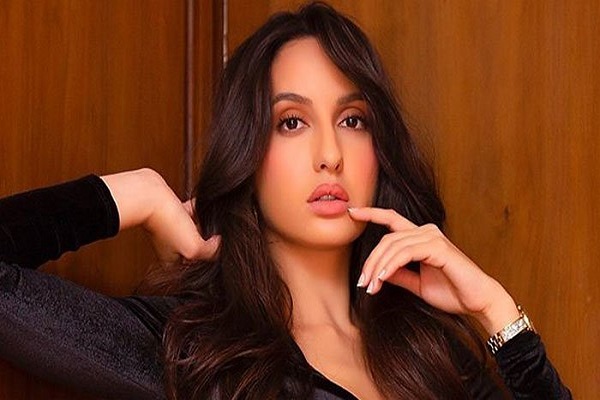 নোরার শরীরে 'আপত্তিকর' স্পর্শের সেই ভাইরাল ভিডিও ভুয়া