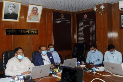 ভূ-উপরিস্থ পানি ব্যবহারের উপর গুরুত্বারোপ করছে সরকার : কৃষিমন্ত্রী