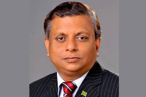 বুকে ব্যথা নিয়ে মেয়র আরিফ হাসপাতালে

