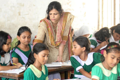 কয়েক দিনের মধেই প্রাথমিকে ৩২ হাজার শিক্ষক নিয়োগের বিজ্ঞপ্তি  

