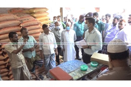 বরিশালে লোকসান দিয়ে আলু বিক্রির দাবি, দাম সহনীয় রাখতে অভিযান