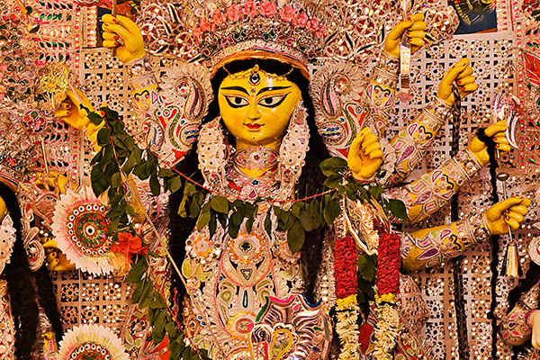 কানাডায় দুর্গা পূজার প্রস্তুতি, স্বাস্থ্যবিধি মেনে চলার নির্দেশ