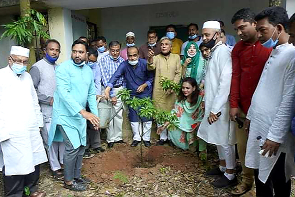 'বৃক্ষরোপণের পাশাপাশি পরিচর্যা জরুরি'