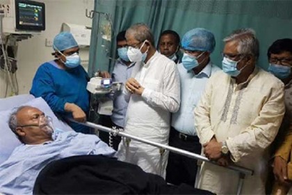 রিজভীকে কেবিনে স্থানান্তর
