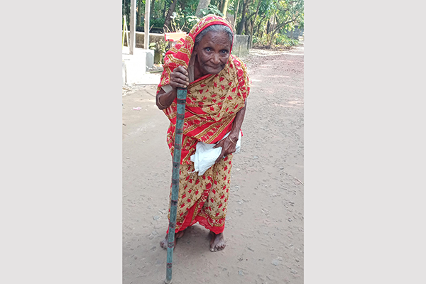বগুড়ায় বৃদ্ধা মরিয়মের ভাগ্যে জোটেনি বয়স্ক ভাতা